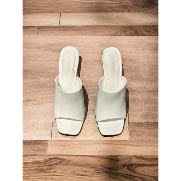 Ninety Union Jloo Open Toe slide With Circular Metallic Heel, White , 6 - Picture 4 of 7